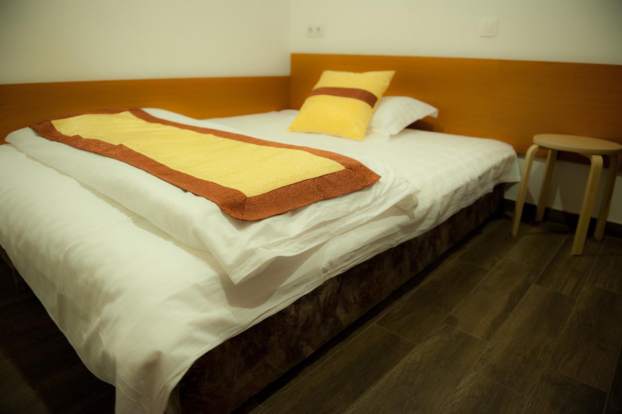 Budapest Garden Hotel ブダペスト エクステリア 写真